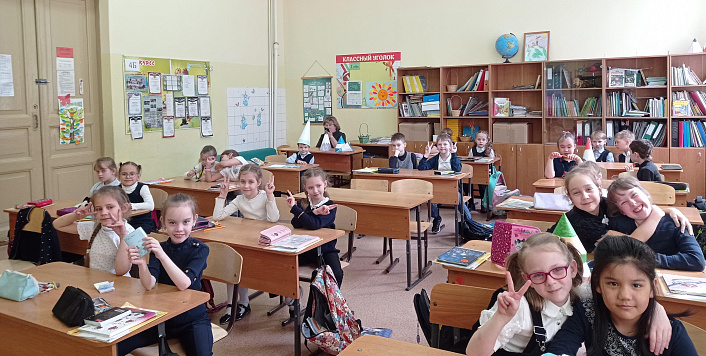 Томские школьники приняли участие в викторине «Лучший в мире Карлсон: встреча с озорным другом»